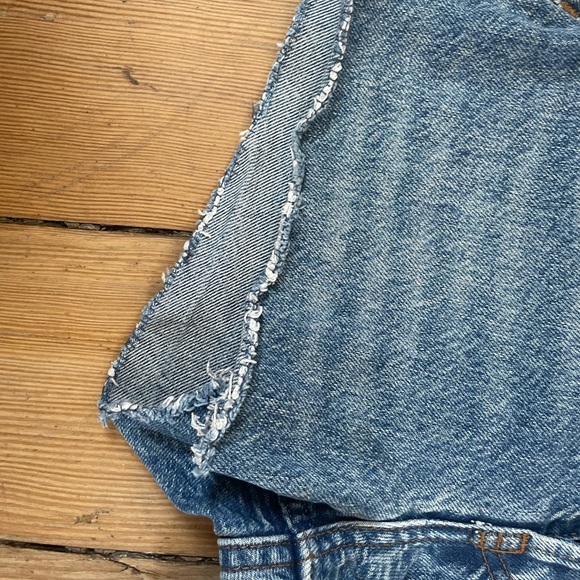 Reformation Charlie High Rise Jean Short in Colorado - Picture 6 of 7